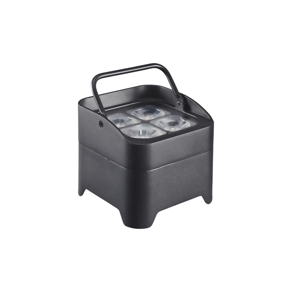 Le Box 4 IP, un projecteur étanche qui s'adapte à toute météo